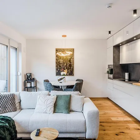 Alps2sea With Private Sauna Apartamento Bovec